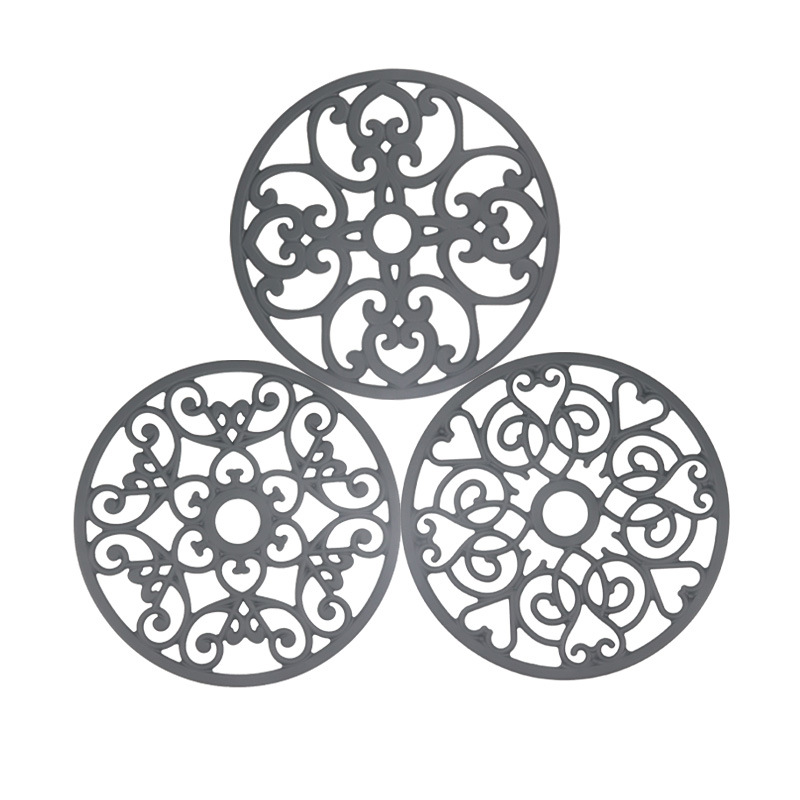Thickened Round Silicone Placemat With Hollowed-out Heat-insulating Pad 4