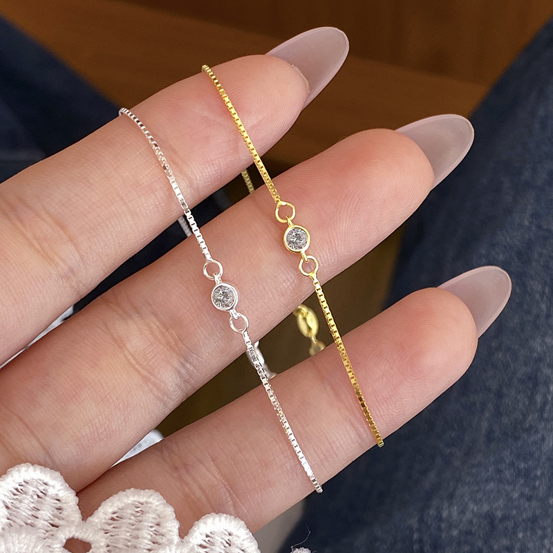 Womens Simple And Stylish Round-Diamond Adjustable Bracelet