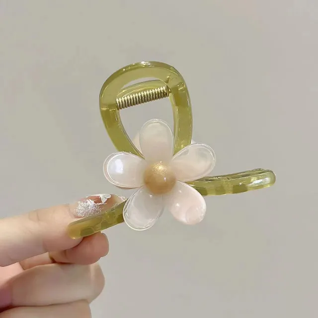 Flower Barrettes Women's Medium Headdress Flower Hair Clip Type C - Shop at LoveMi