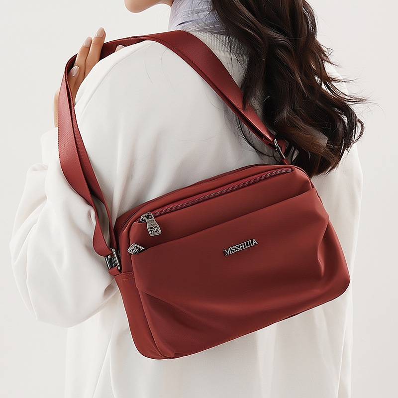 Casual Fashionable Versatile Multi-compartment Crossbody Bag
