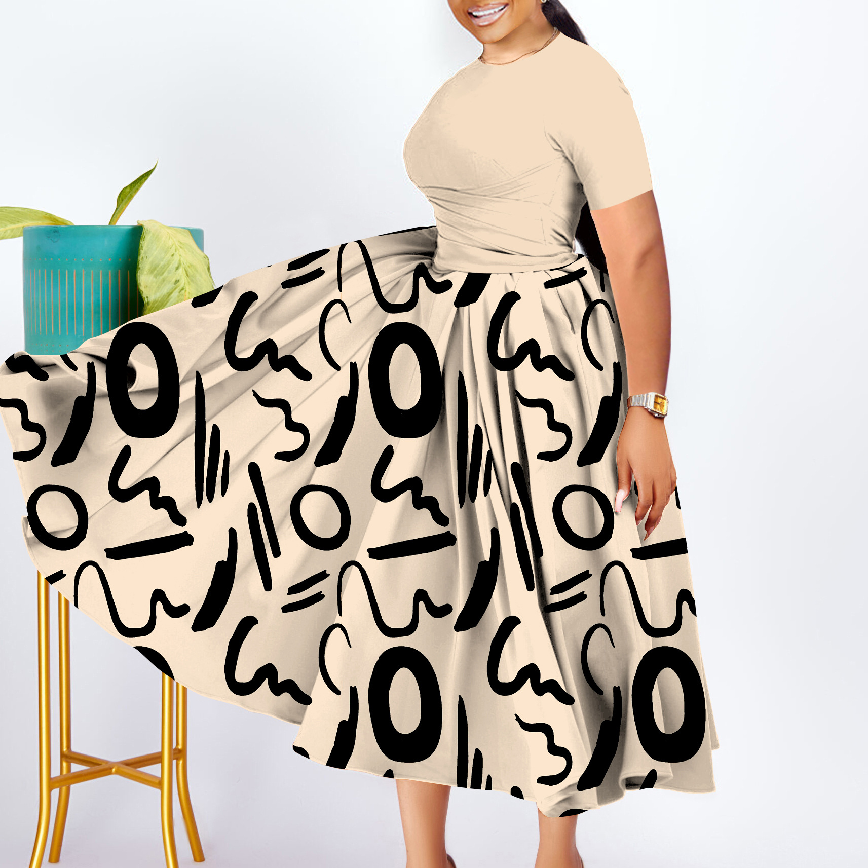 Fashionable Elegant Pleated Swing Ladies Dress