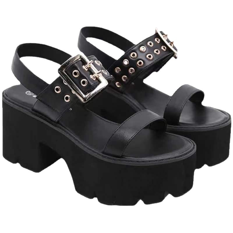 Round-Toe Buckle Sandals
