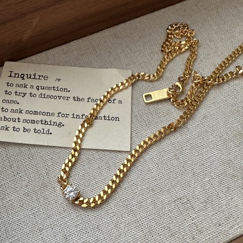 Retro Single Zircon Simple Tank Necklace