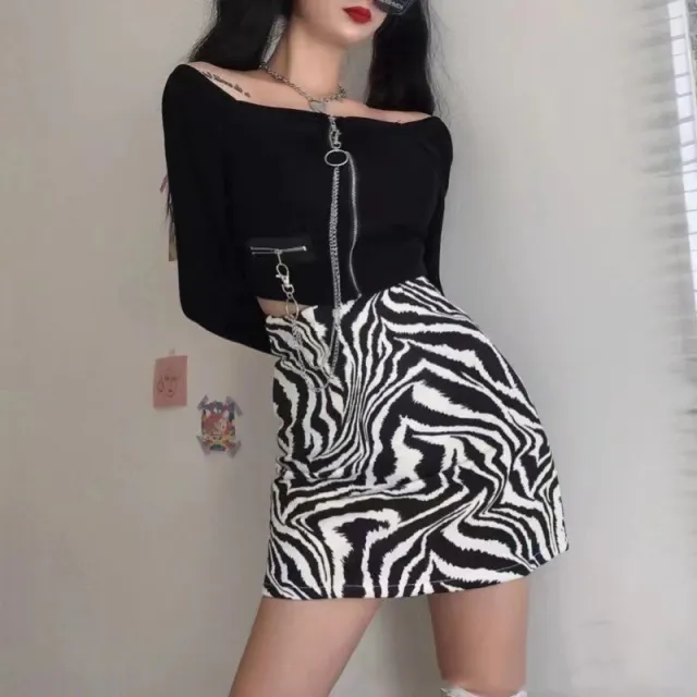 Versatile Short Skirt Women's Autumn High Waist Cover Black - Shop at LoveMi