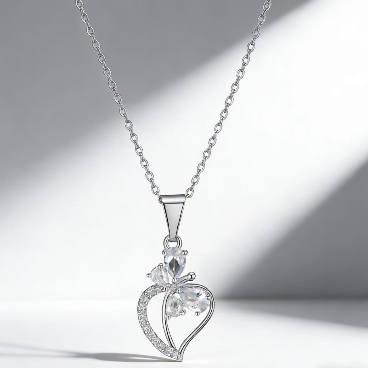 Double Heart Moissanite Necklace For Women Clavicle Chain With Love Pendant