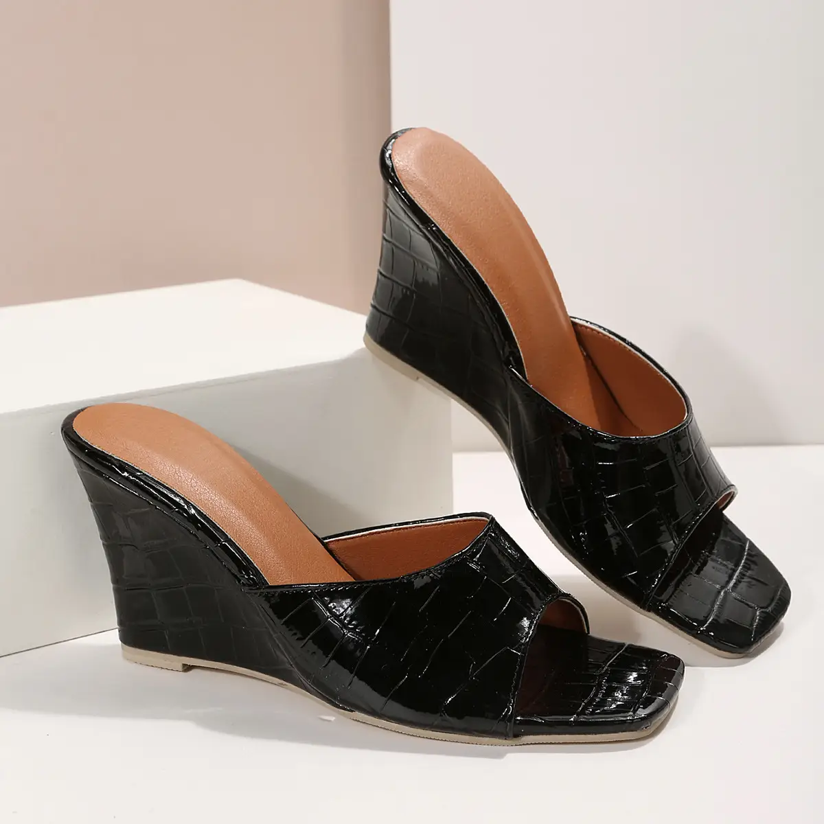Women's Wedge Sandal One-strap Roman-style Plaid Textured Sandals