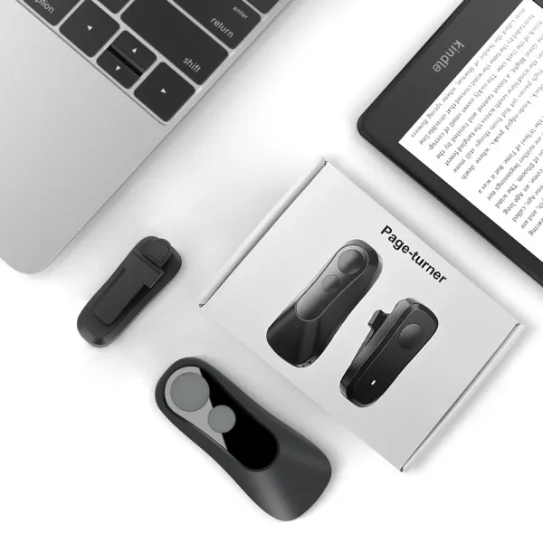 Kindle Page Turner Remote lifestyle photo 5