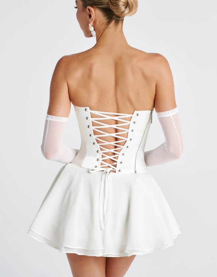 Buy Women's Clothing Online | Buy Trending Dresses for Women Buy Women's Clothing Online | Buy Trending Dresses for Women