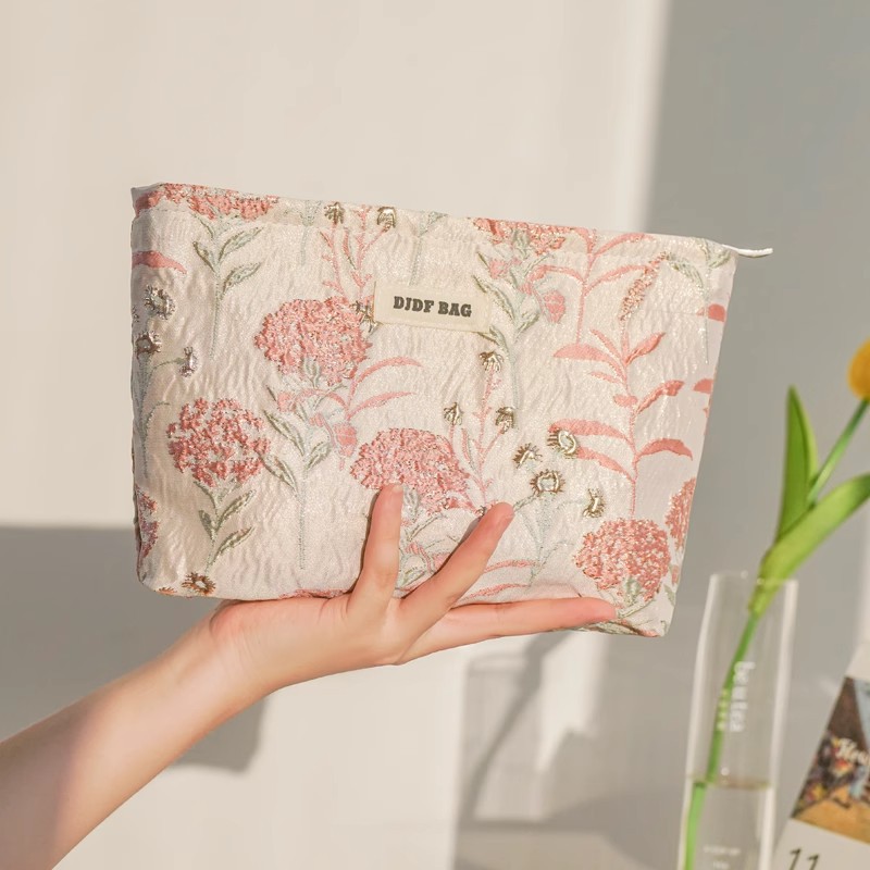 Women's Portable Fashionable Clutch Bag For Makeup