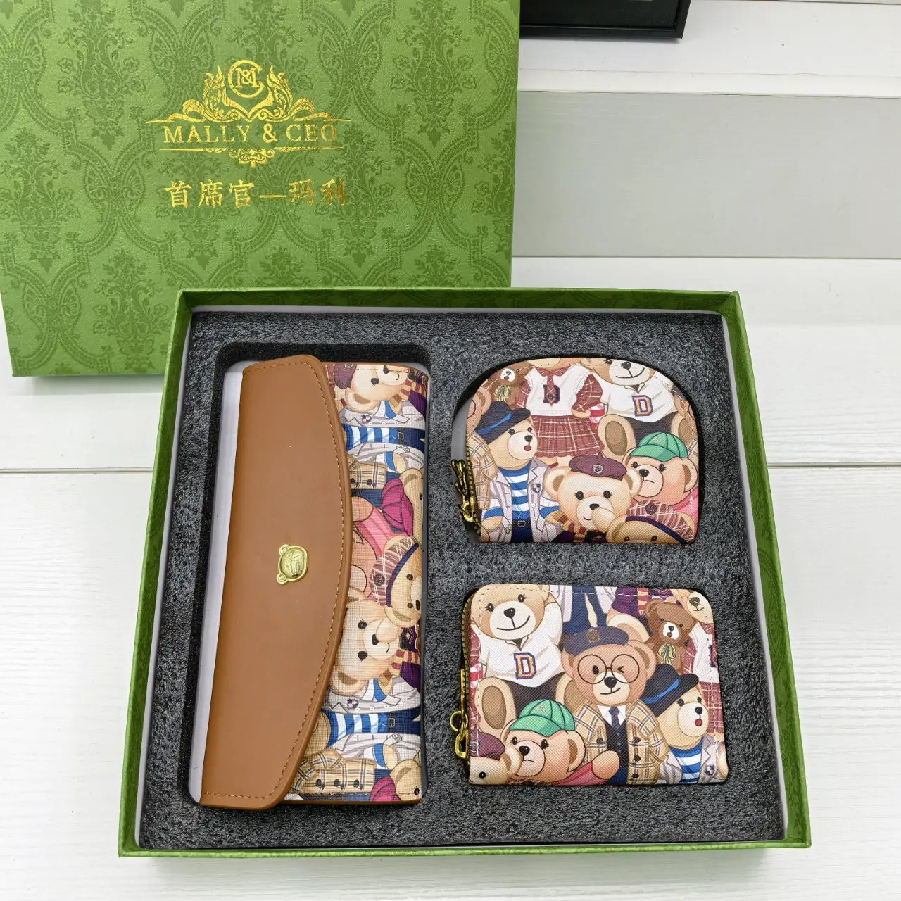 Cute Wild Card Holder Bear Pull Head