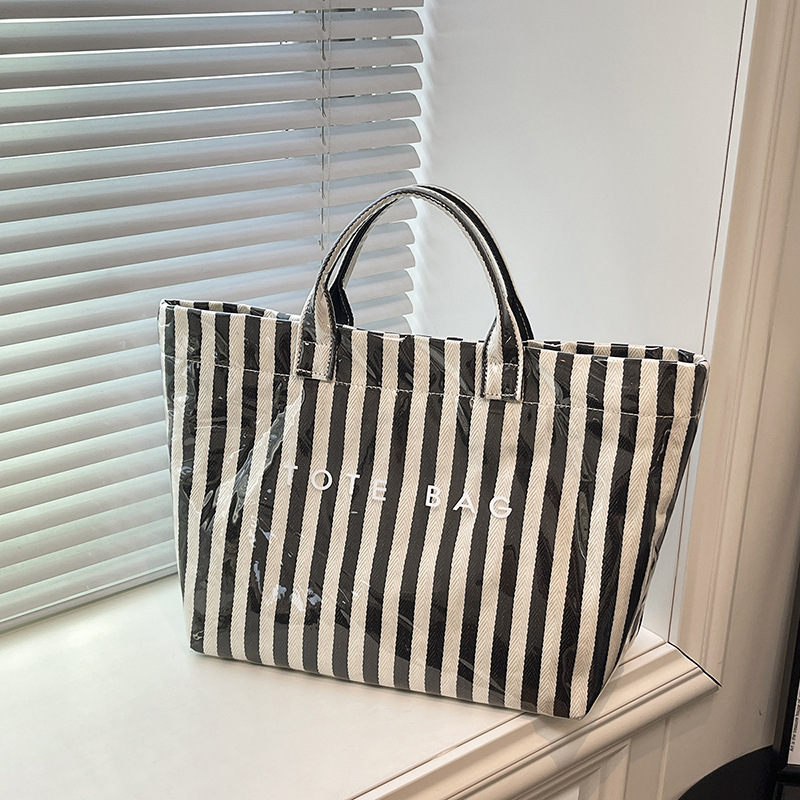 https://cf.cjdropshipping.com/quick/product/a4c6dfdb-1ca2-447d-b3ad-bee773c39d85.jpg