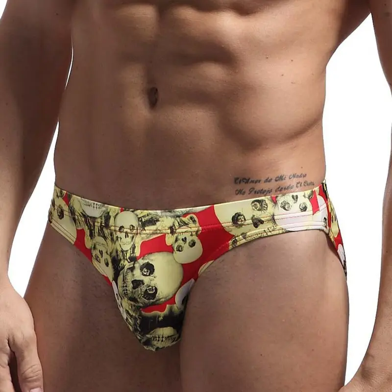Printed Fashionable Low Waist Men's Youth Swimming