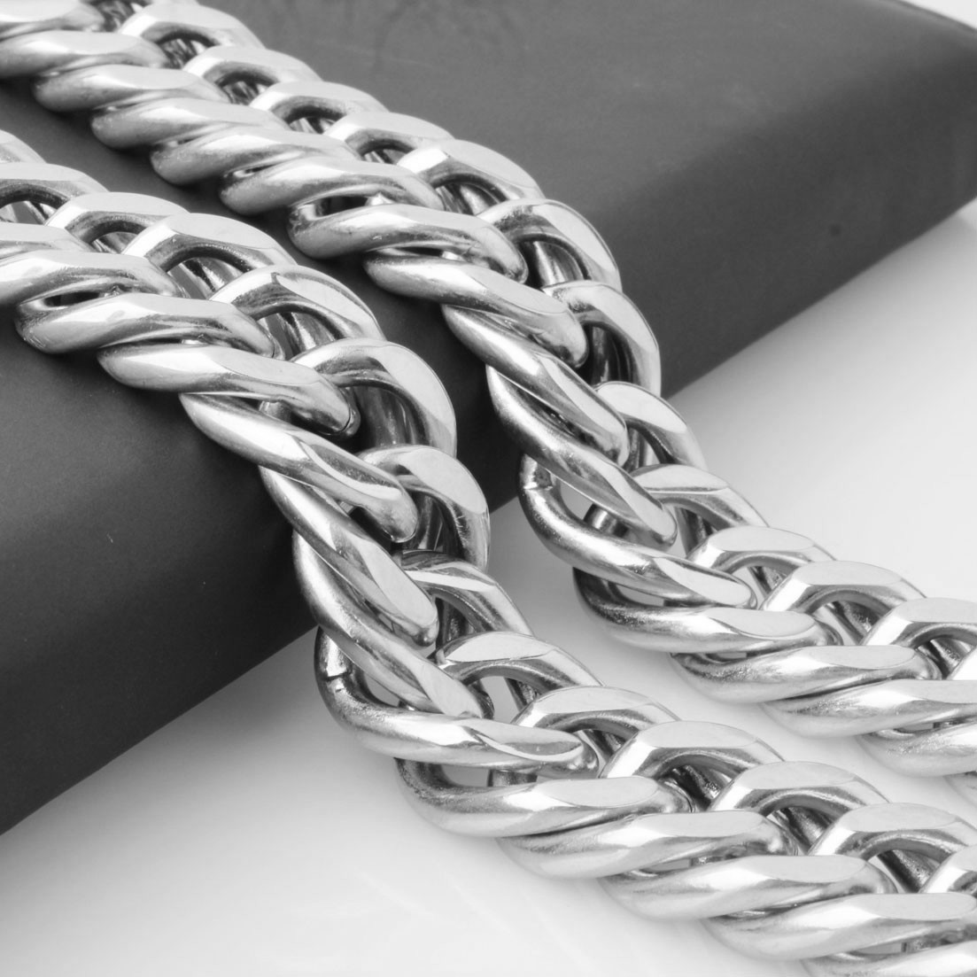 https://cf.cjdropshipping.com/quick/product/a5139643-ff8d-41b5-b44b-db2538443cb4.jpg