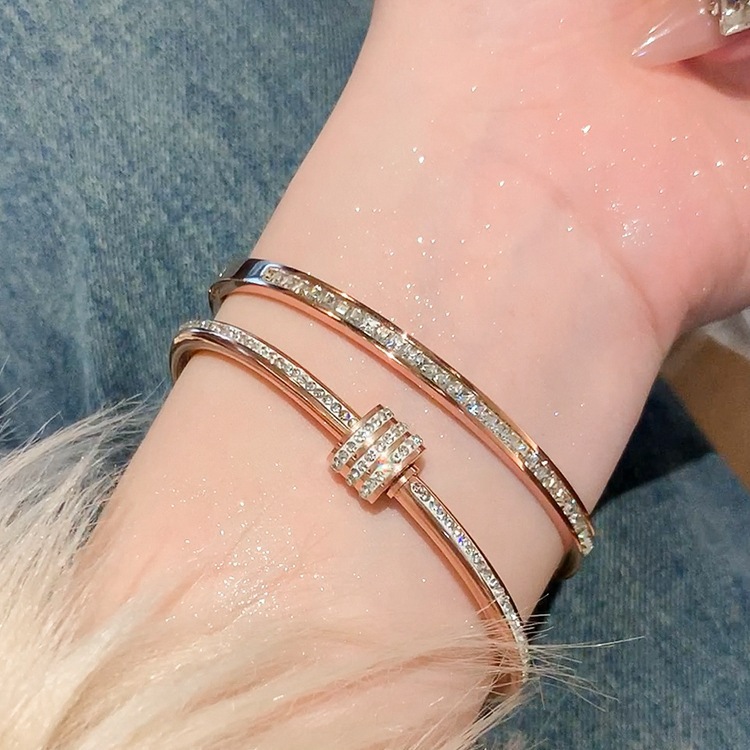 https://cf.cjdropshipping.com/quick/product/a51b092a-7bc6-4c03-b3bc-c321a364380f.jpg