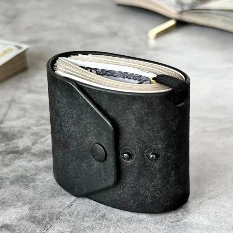 Solid-color Minimalist Leather Bill Holder