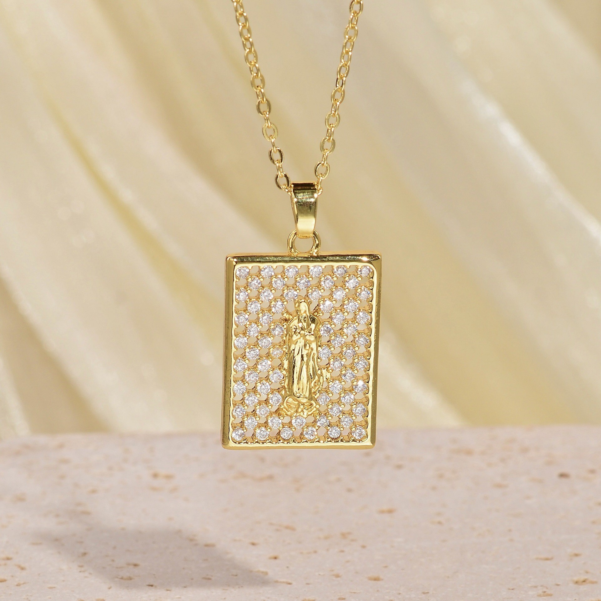 European And American-style Madonna Mary Statue Necklace With Copper And Zircon Inlay - Jewelry & Watches