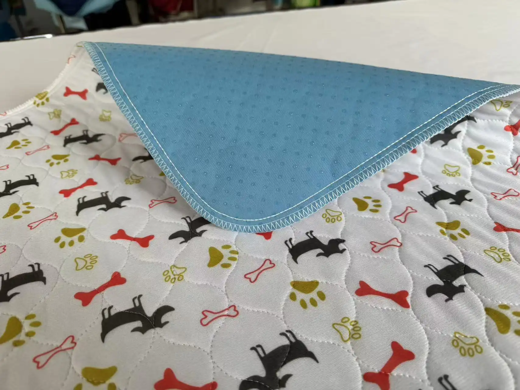 Reusable Composite PU Nonslip Dropmolded Urine Pad Machine Washable