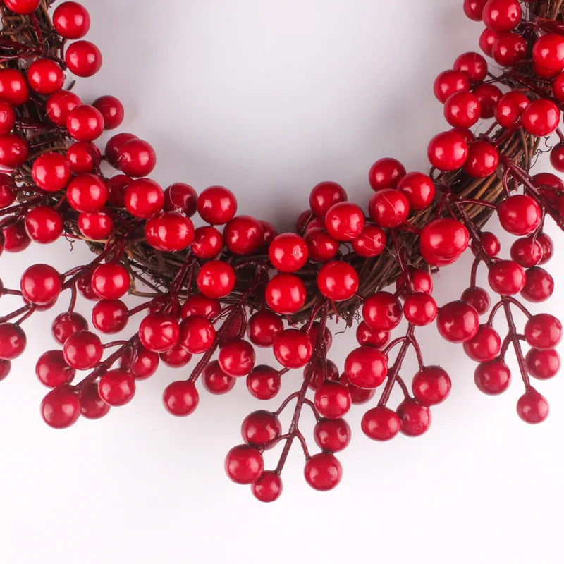 Title 10, Simulation berry red fruit wreath, a beautiful ...