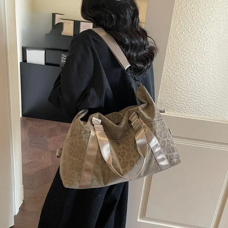 Womens Stylish Lightweight Travel Bag
