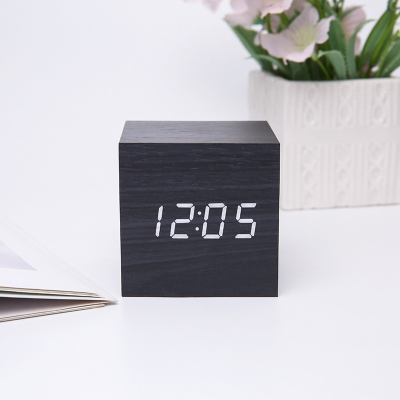 Wooden Simple Alarm Clock Wake-up Artifact