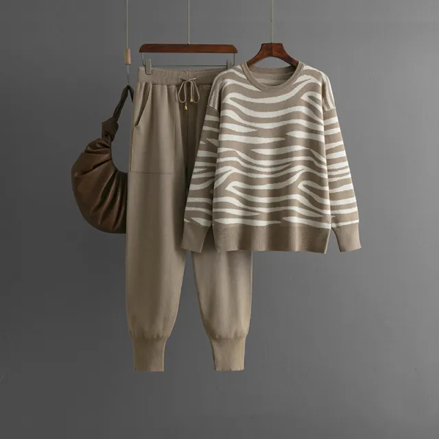Women's Leopard Print Knitted Fashion Suit Skinny Pants Khaki - Shop at LoveMi