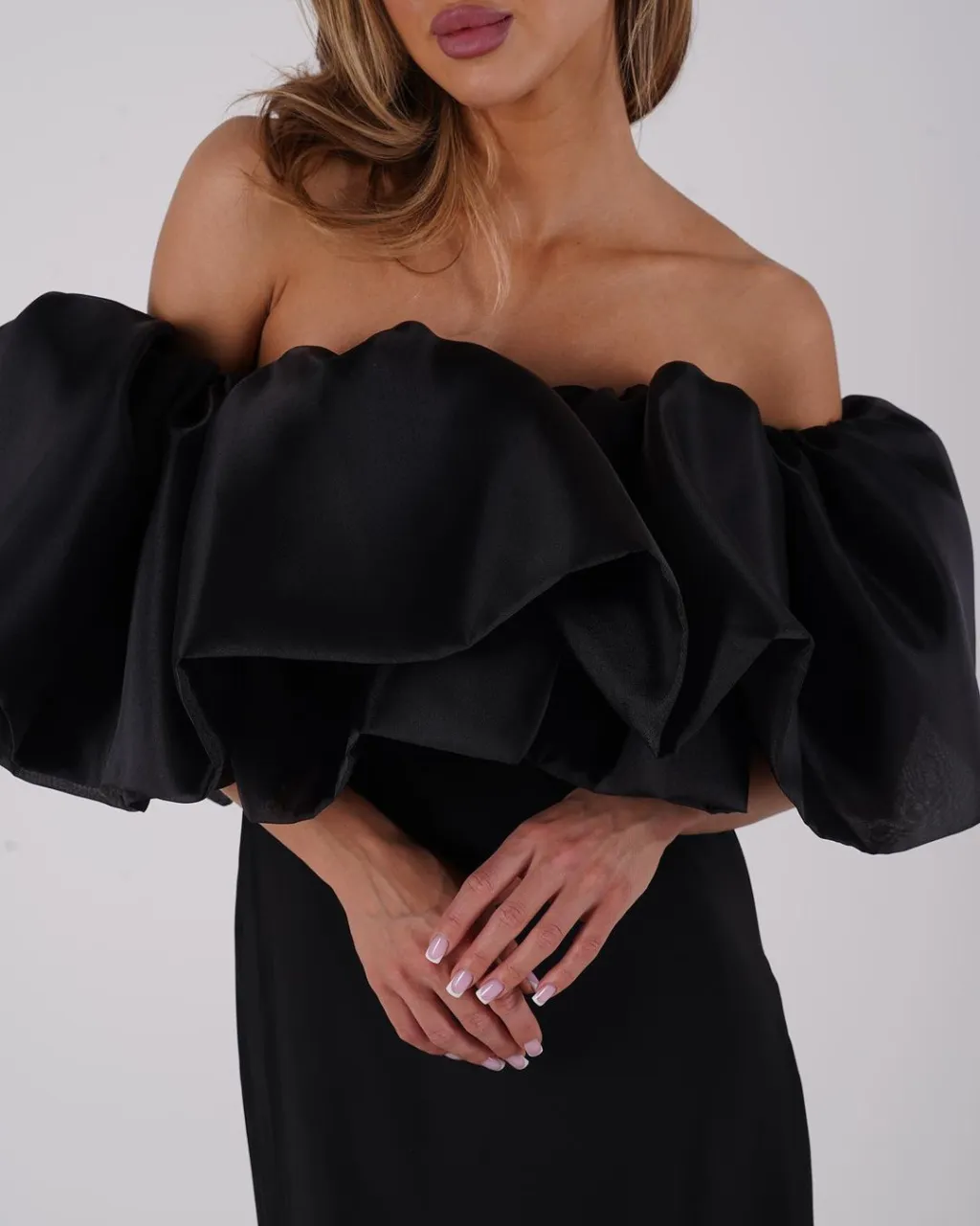 Elegant Off-shoulder Top Skirt Suit Women - Black Top