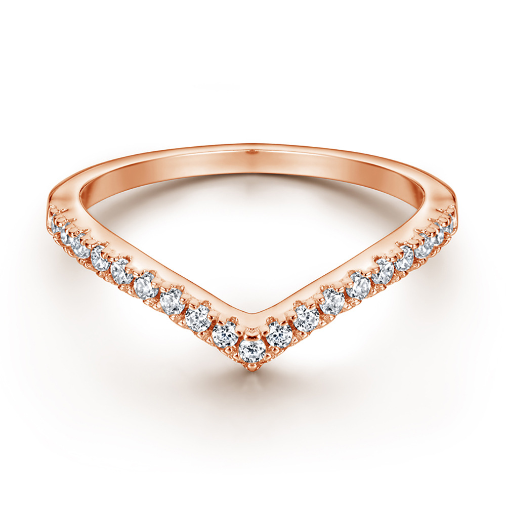 خاتم نسائي فضة S925 بسيط بتصميم حرف V