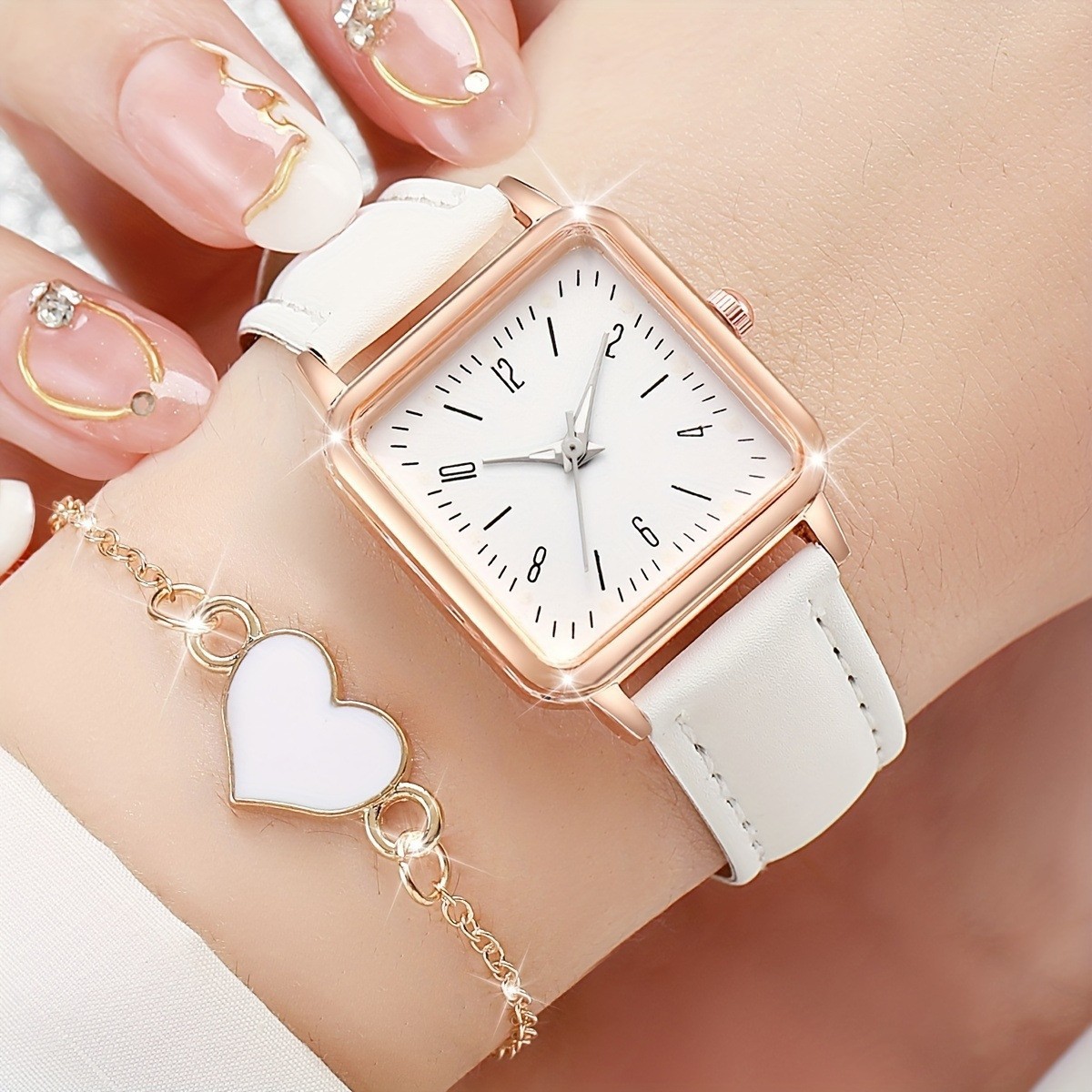 Casual And Stylish New Womens Quartz Watch 10