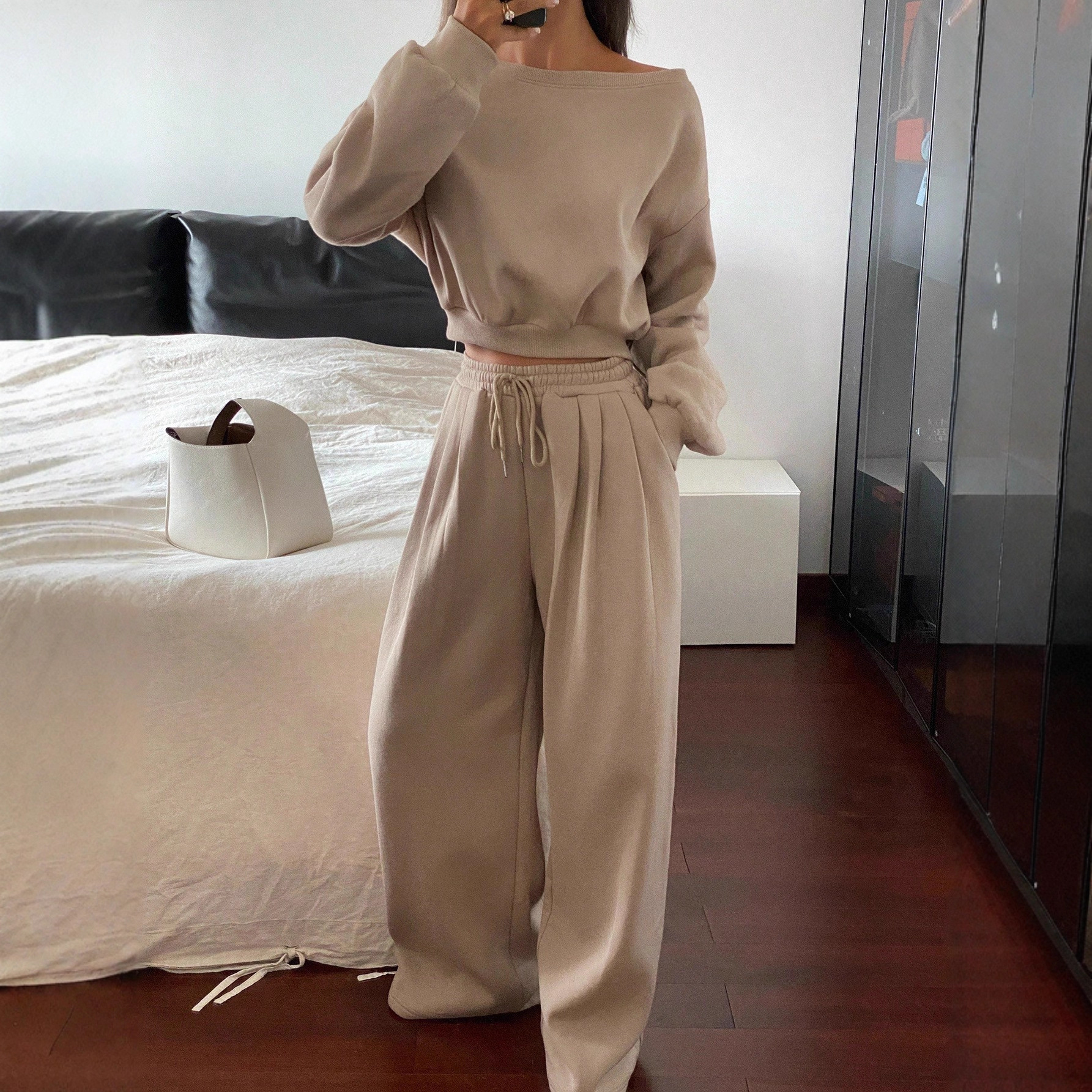 Relaxed Age-reducing, And Chic Sweatshirt Casual Sportswear Set