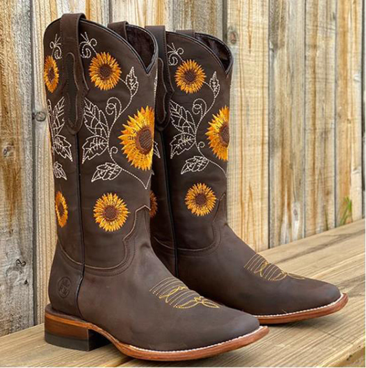 Embroidered Block-Heeled Boots, picture 2 of 6
