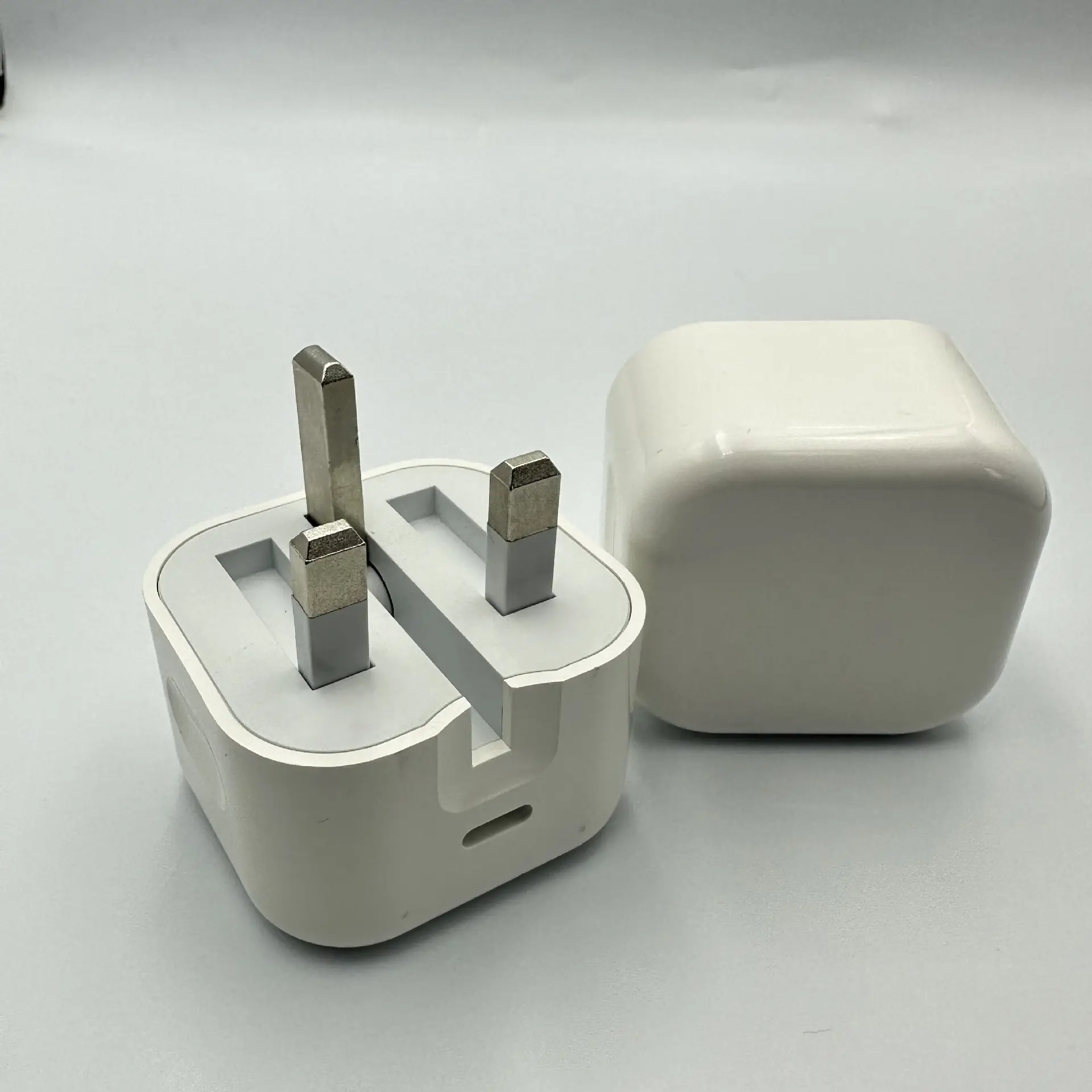 Applicable Mobile Phone Folding Foot Fast Charging