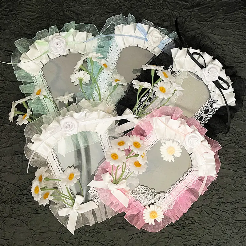 2D Anime Themed DIY Card Holder