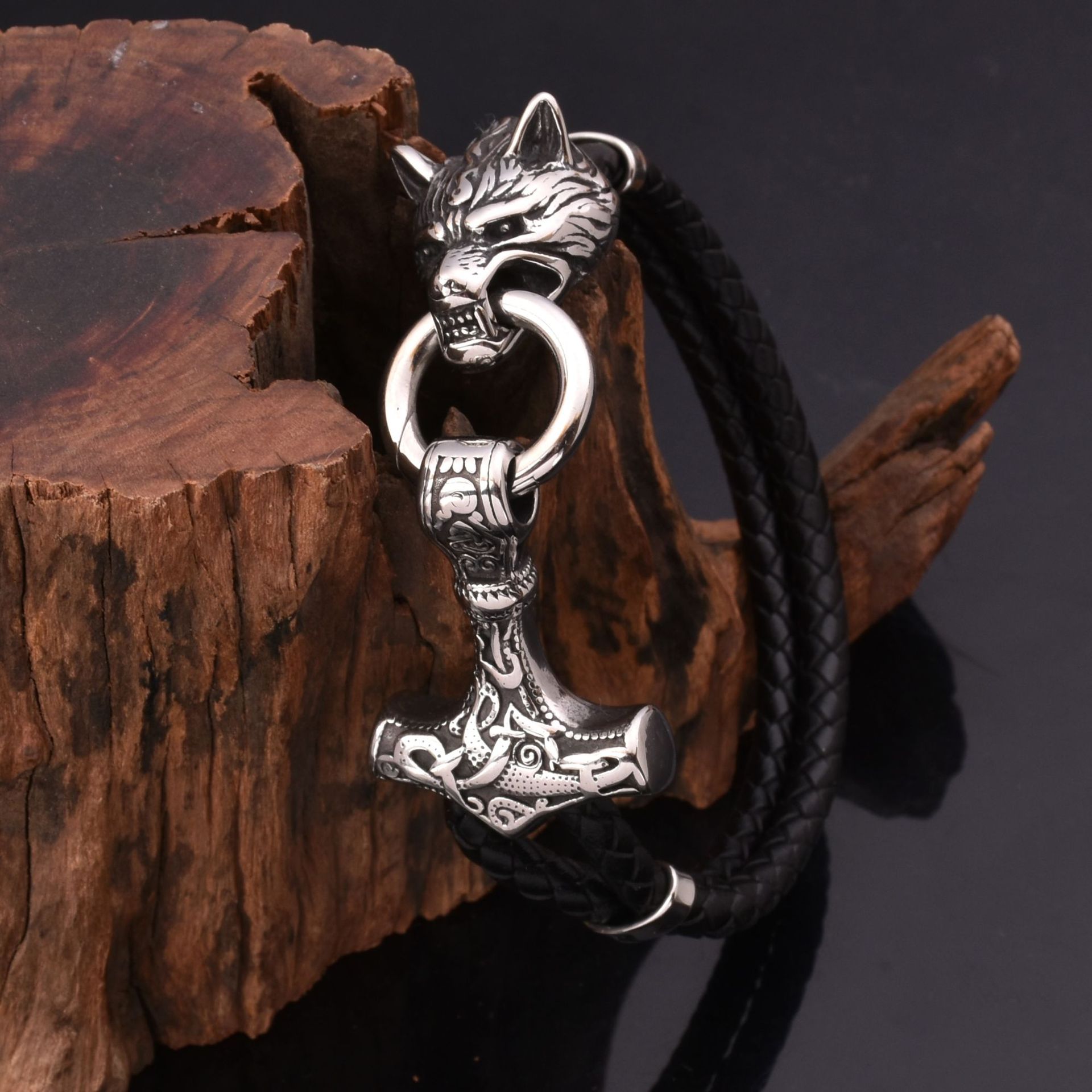 Stainless Steel Wolf Head Bracelet, picture 4 of 4