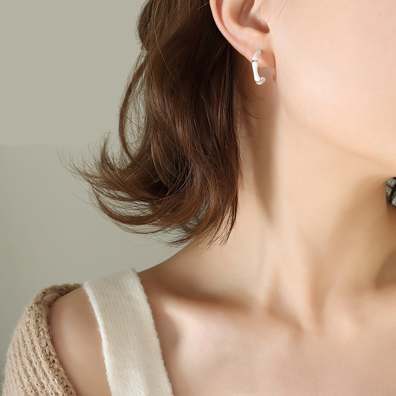 Women's Titanium Steel C-Shaped Dripping Oil Earrings