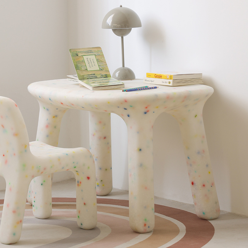Eco-friendly Plastic Backrest Childrens Table And Chair Set