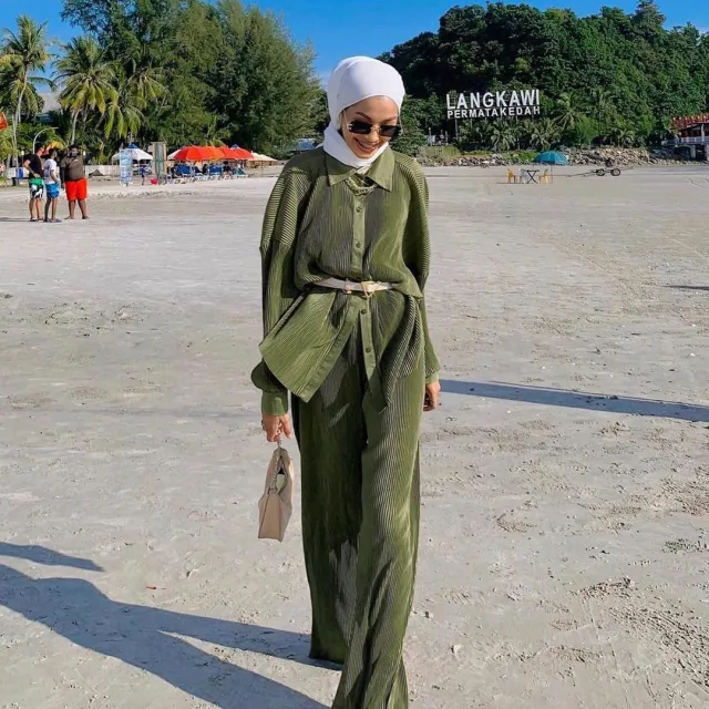 Malaysia Indonesia Clothing Suit Pleated Baggy Pants Army Green - Shop at LoveMi