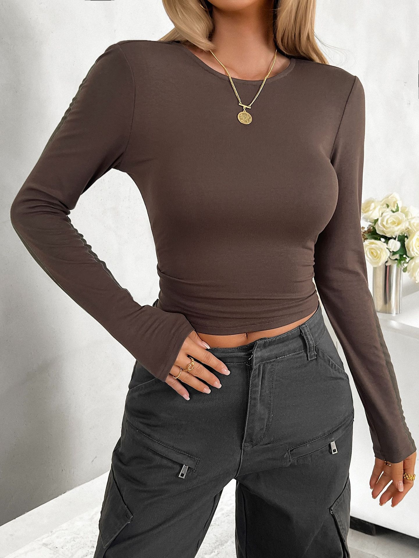 Round Neck Solid Color Slim Fit Long Sleeves Top