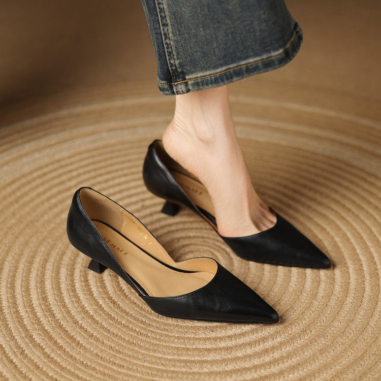 Women's Retro French-Style Pointed-Toe High Heels