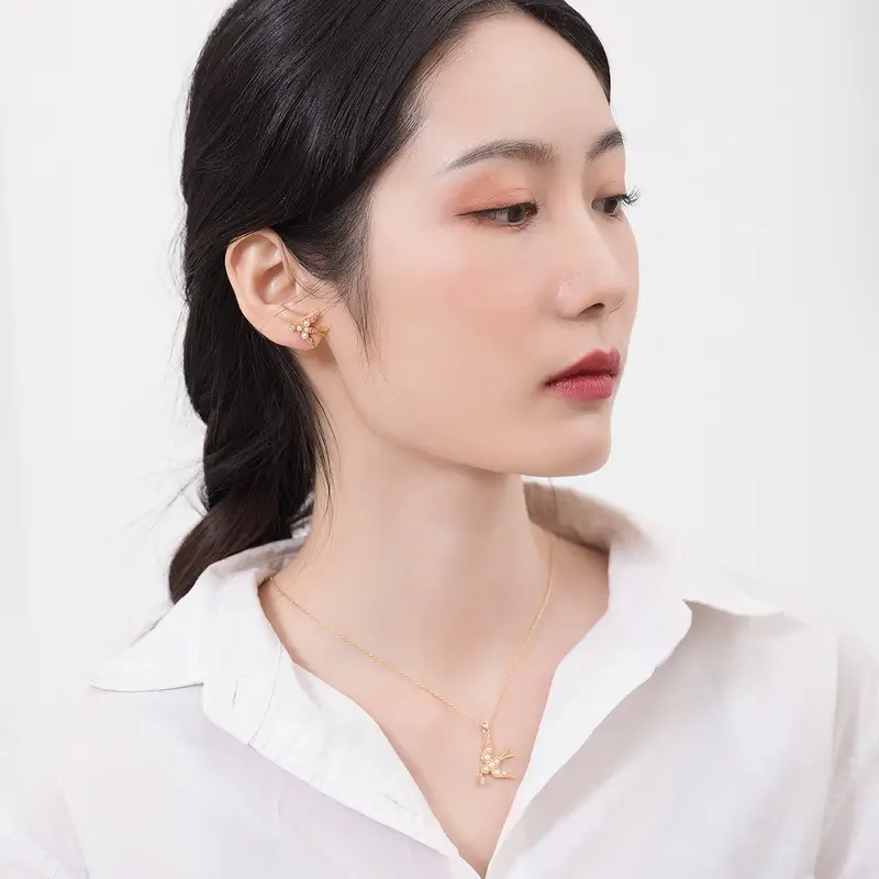 Personalized Swallow Pendant Necklace Silver-plated Gold Inlaid Pearl