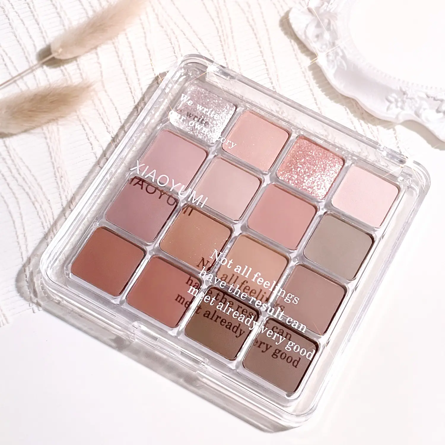 16-color Eyeshadow Palette Matte Pearly Fine Shimmer Low Saturation