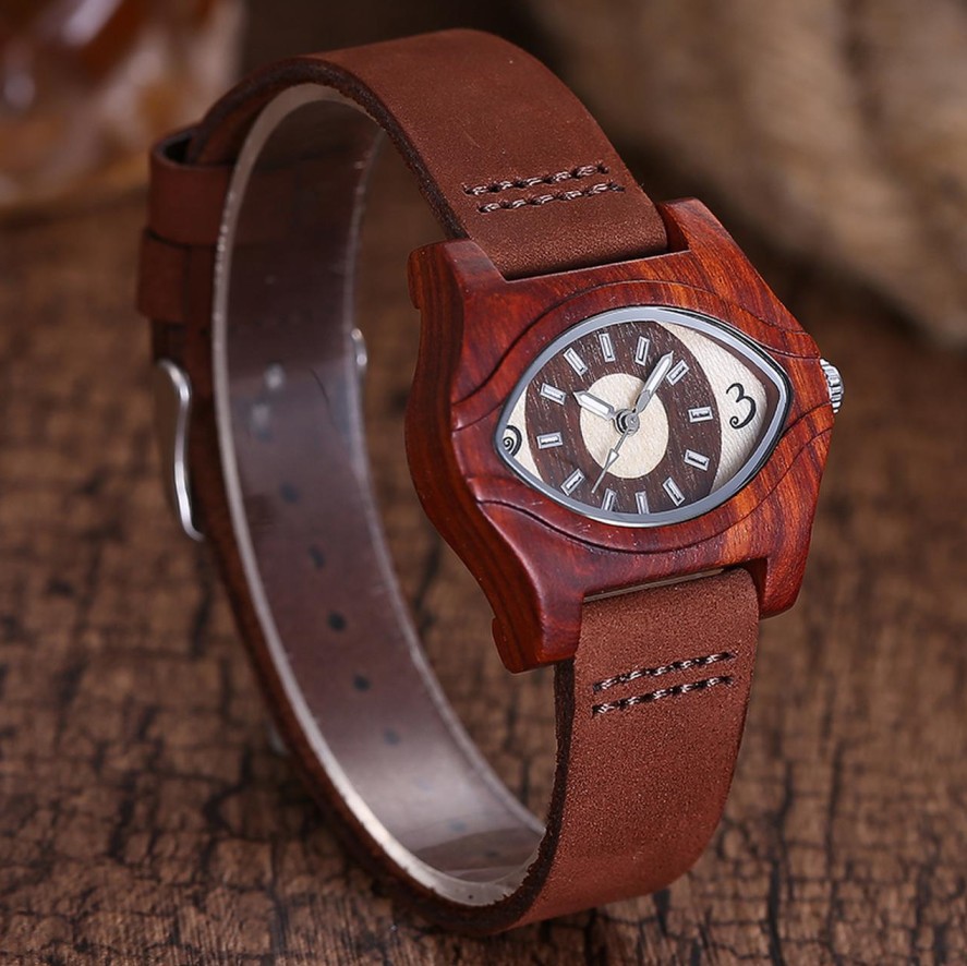 Qians Casual Wooden Watch A High-quality Sandalwood Timepiece With An Eye-catching Dial