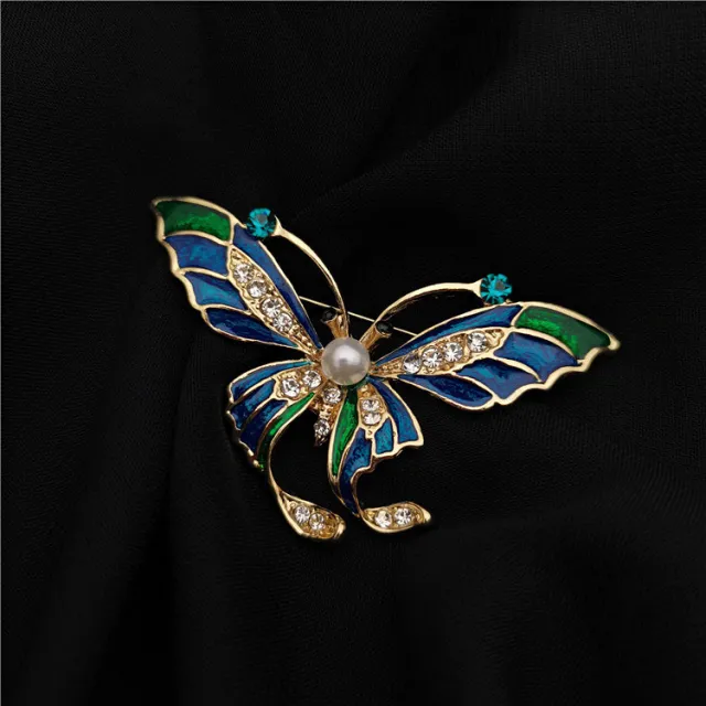 Retro Court Mid ancient Style Western Enamel Butterfly Brooch Main Picture Color - Shop at LoveMi