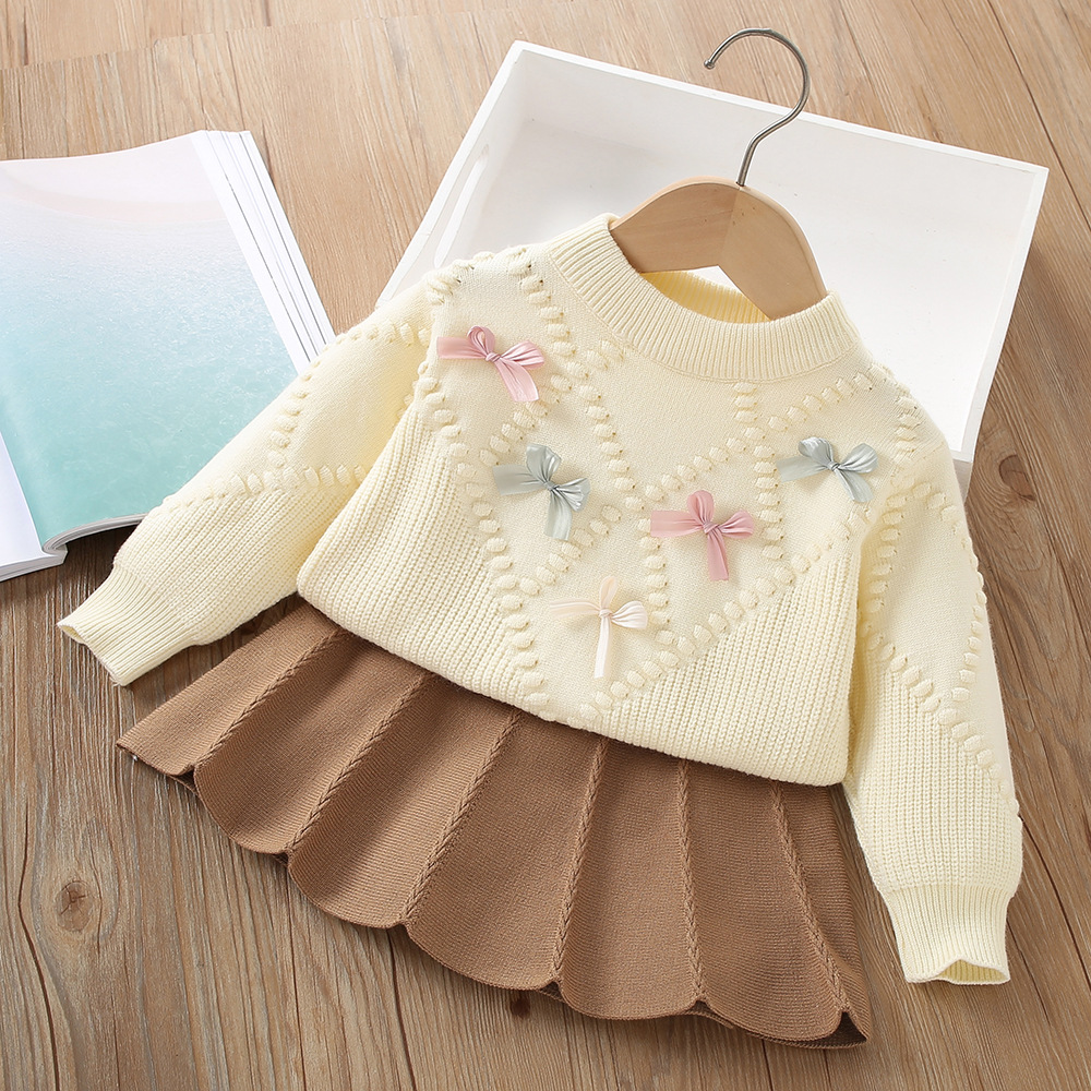 Girls Sweater Suit Autumn Little Girl Flower Long Sleeve Two-piece Skirt - Image 4