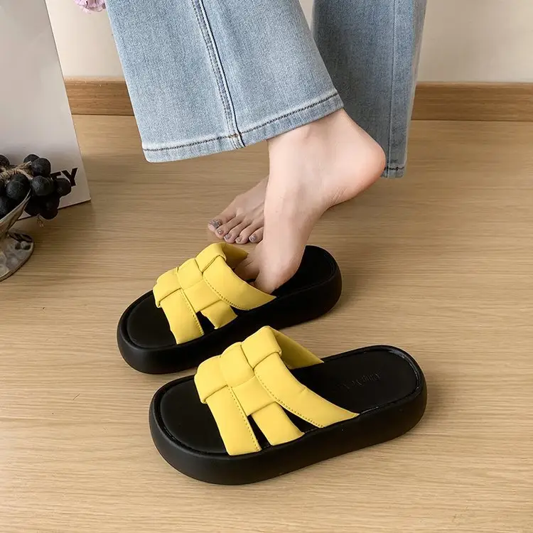 Fashionable Woven Outdoor Beach Sandals