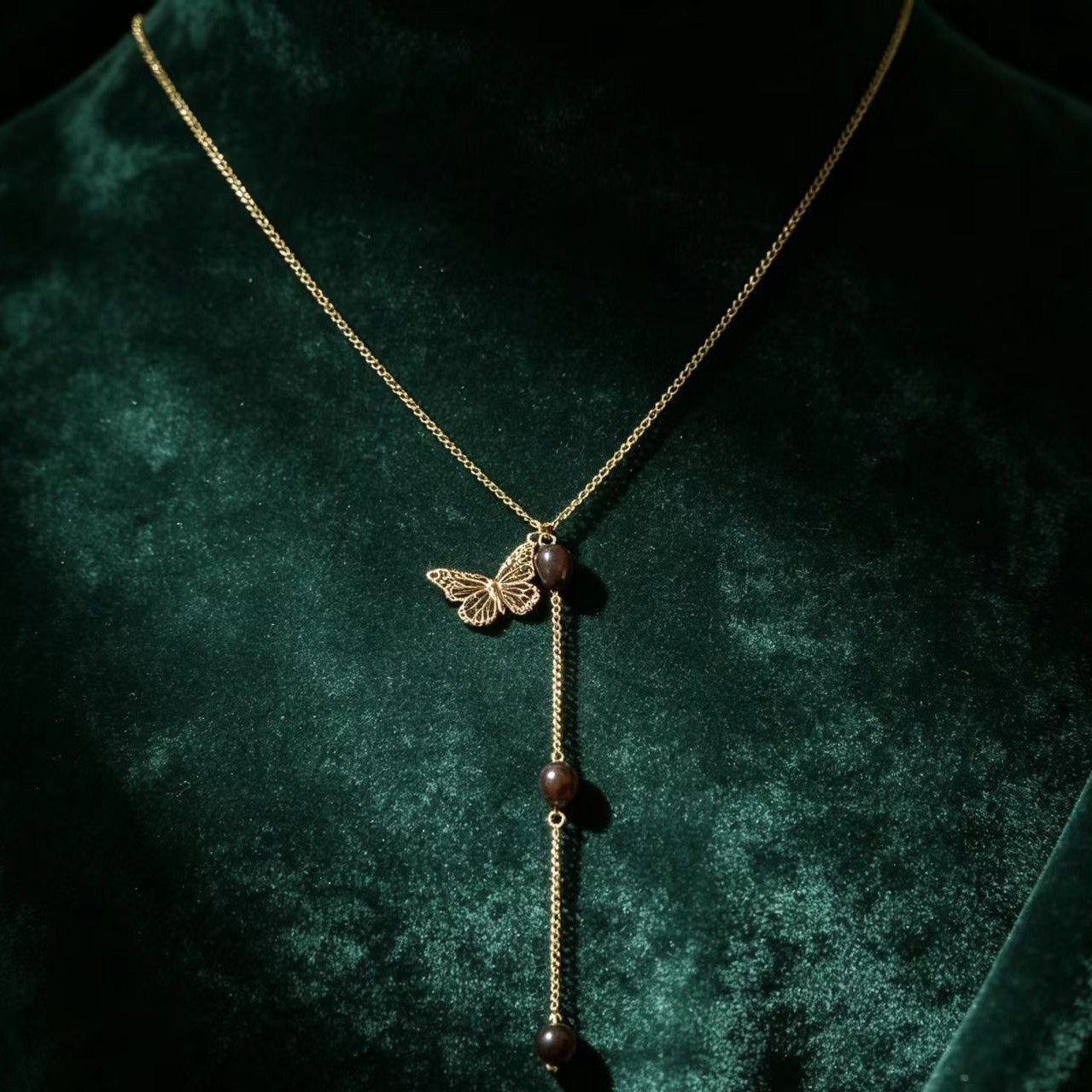 Simple Hollow-Out Gourd Tassel Sweater Necklace For Women