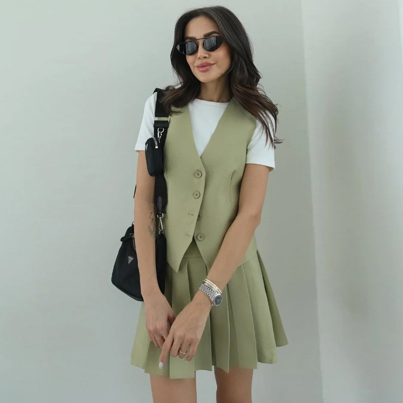 European And American Sleeveless Top Pleated High Waist Short Skirt Women's Two piece Suit Matcha M - Shop at LoveMi
