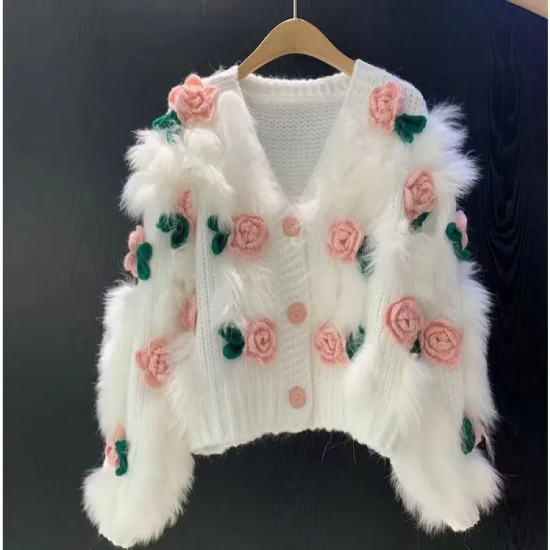 Gentle Soft Glutinous High-grade Sweater Embroidery - White