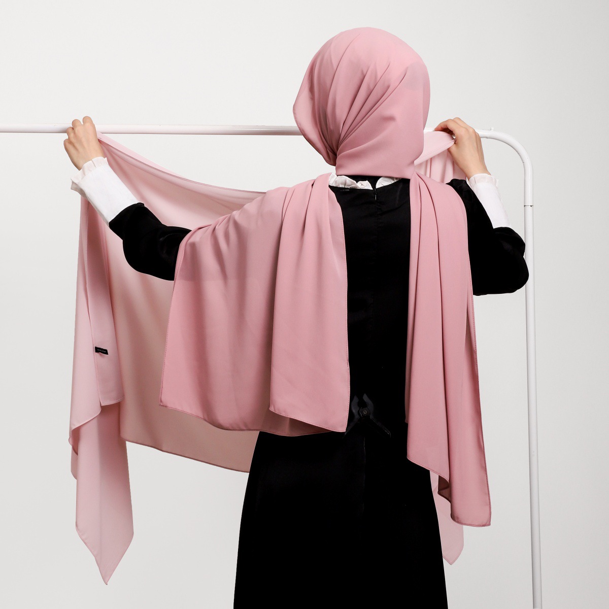 Solid-color High-quality Silky-soft Thick Chiffon With Built-in Magnets 31 a7a2b8f5 b22d 44aa 90a5 dd09d0e554b1