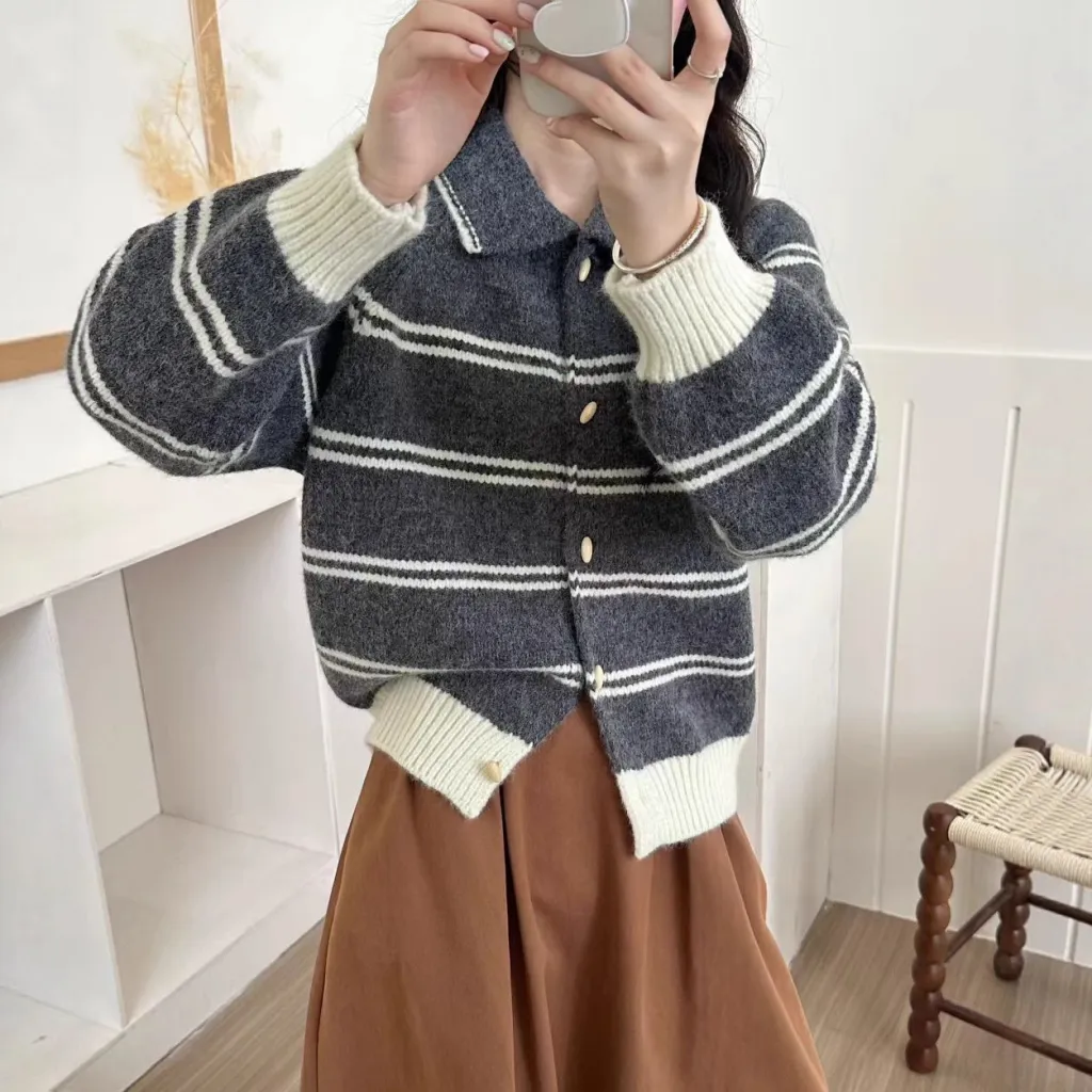 Korean Style Contrast Color Striped Lapel Sweater Cardigan - Gray