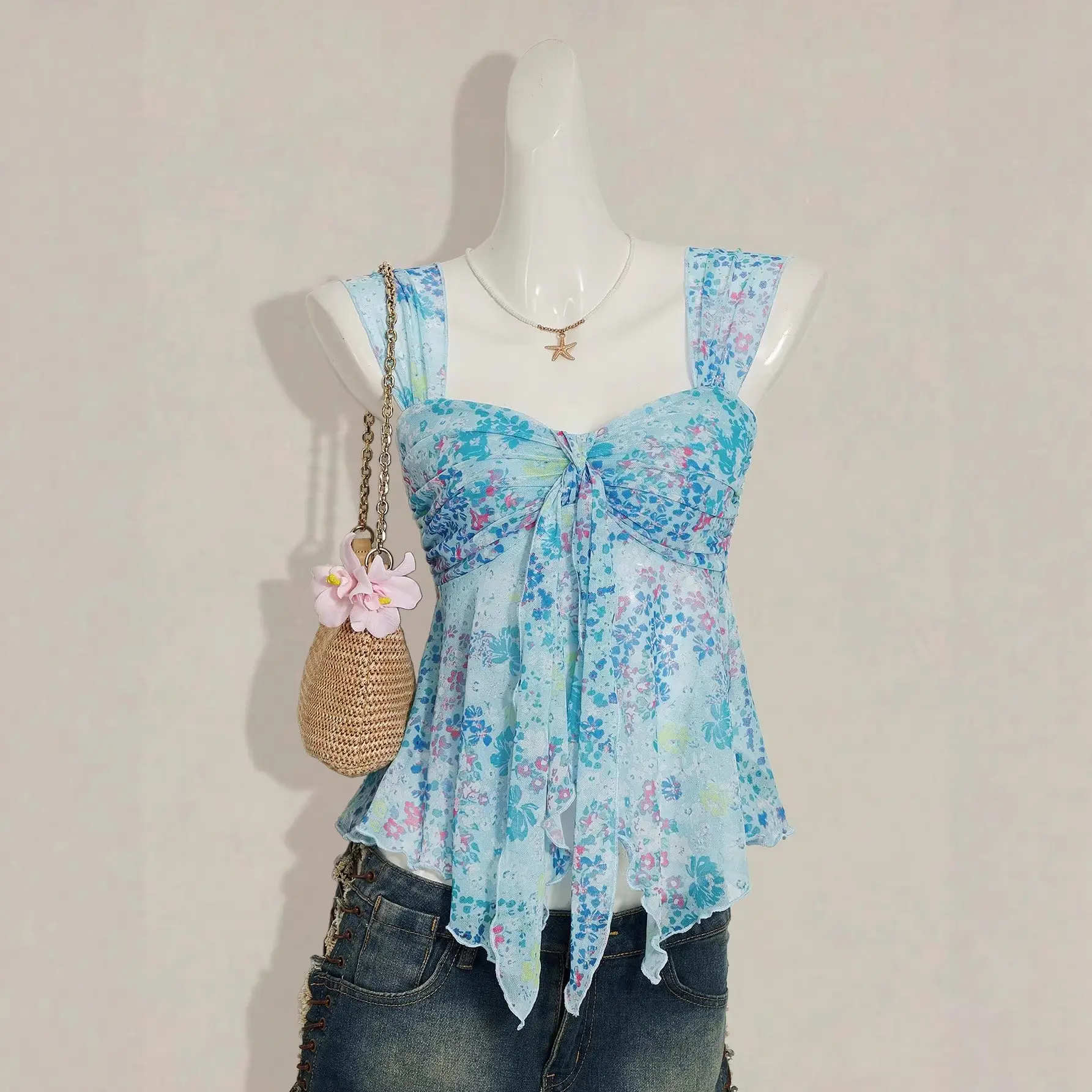 Fashionable New V-neck Strap Top